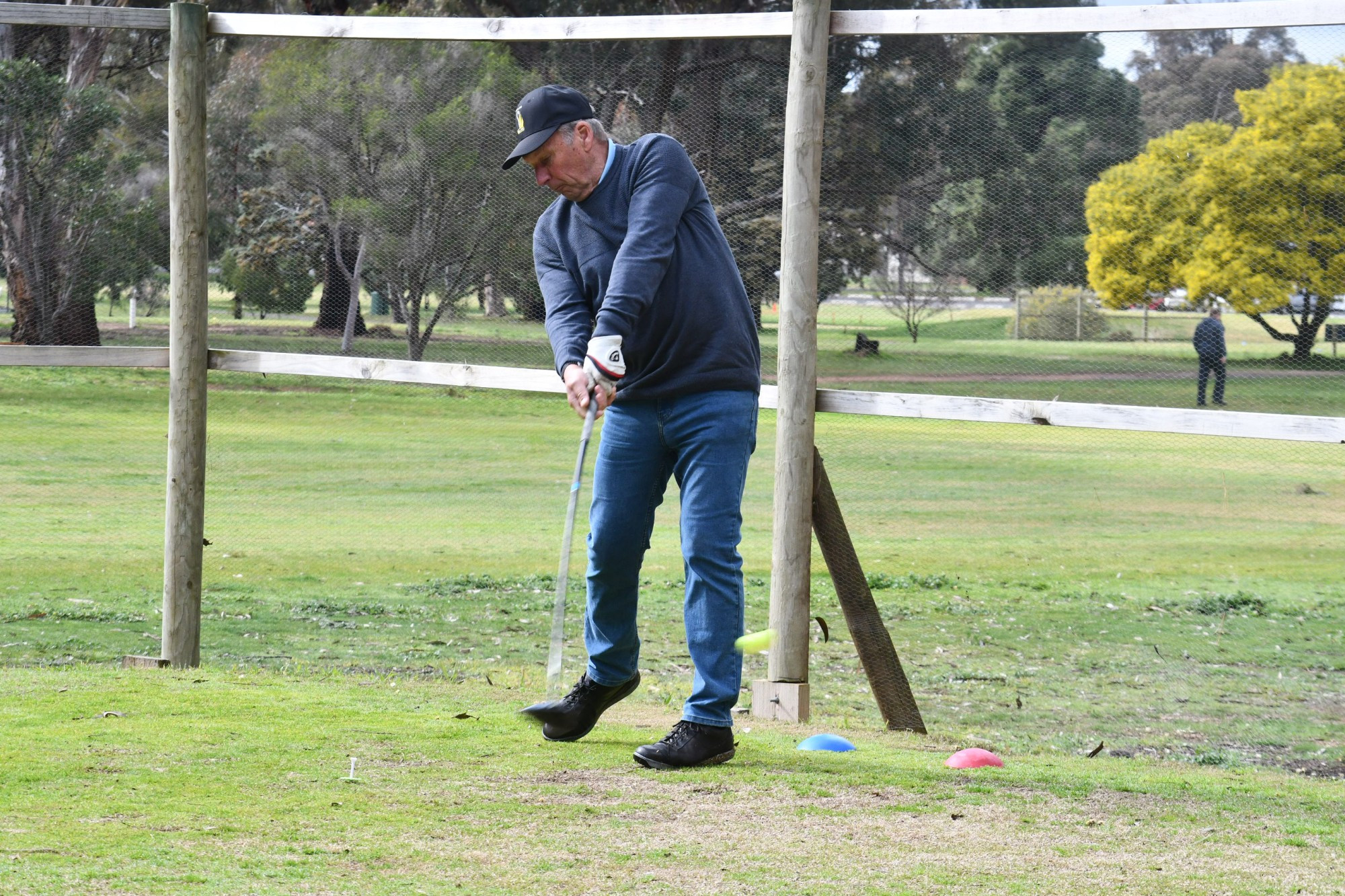 Gary Reed drives off the seventh tee during the Maryborough Golf Club’s Saturday competition on the weekend.