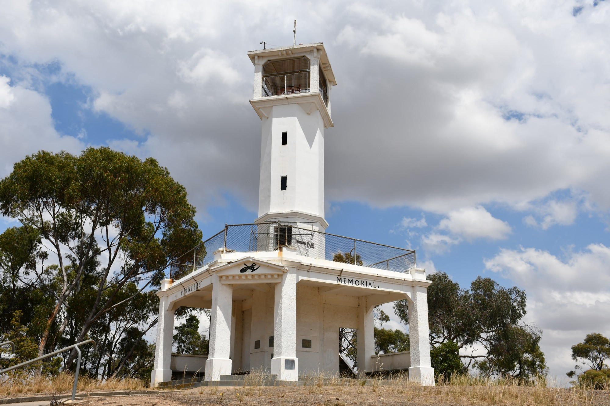 Council backs memorial tower takeover despite officer’s recommendation - feature photo