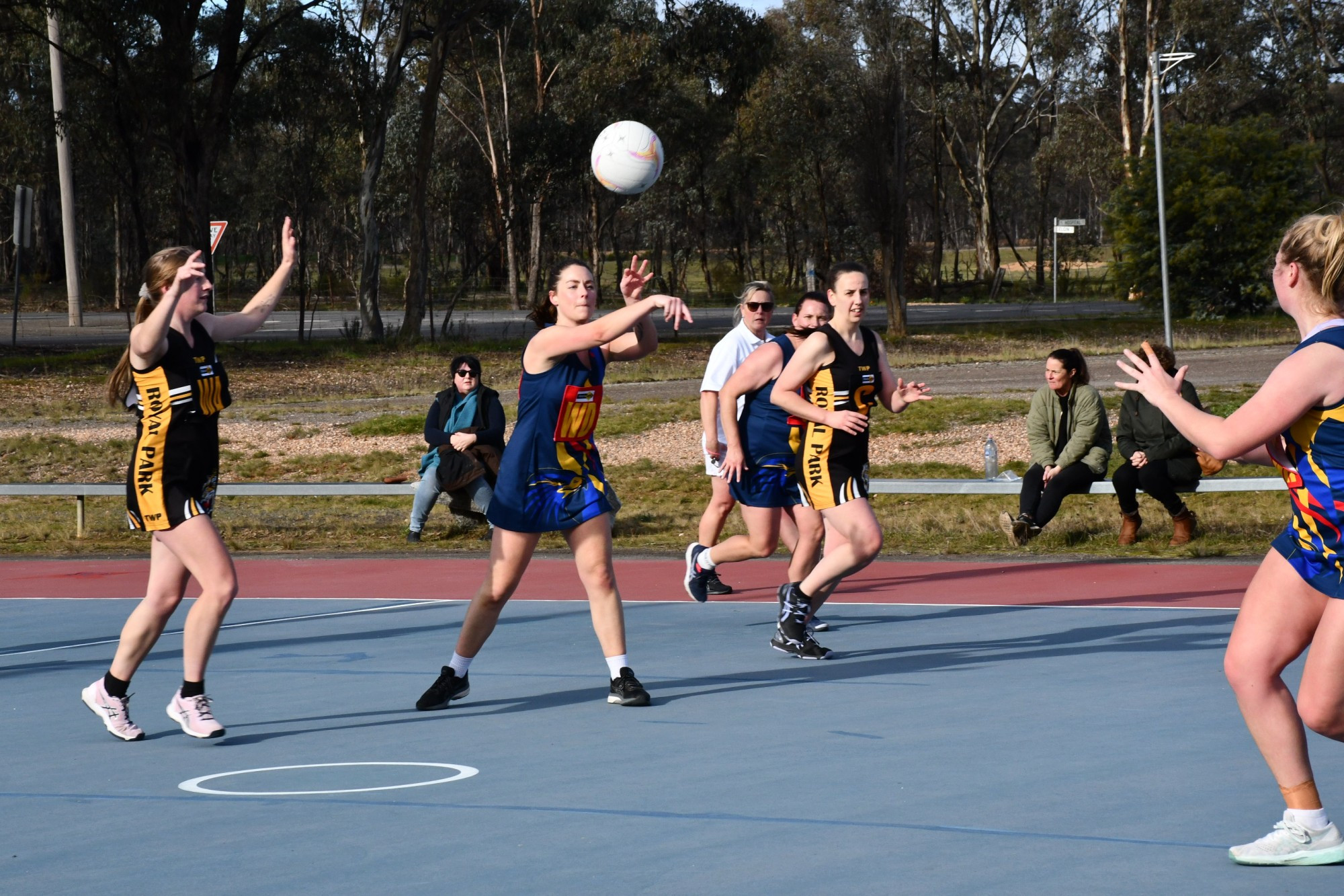 Dunolly’s Chloe Fletcher passes through mid court.