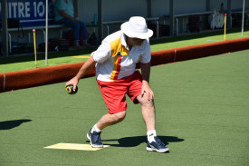 Avoca’s Noel Parratt gets set to bowl against Talbot on Tuesday. 