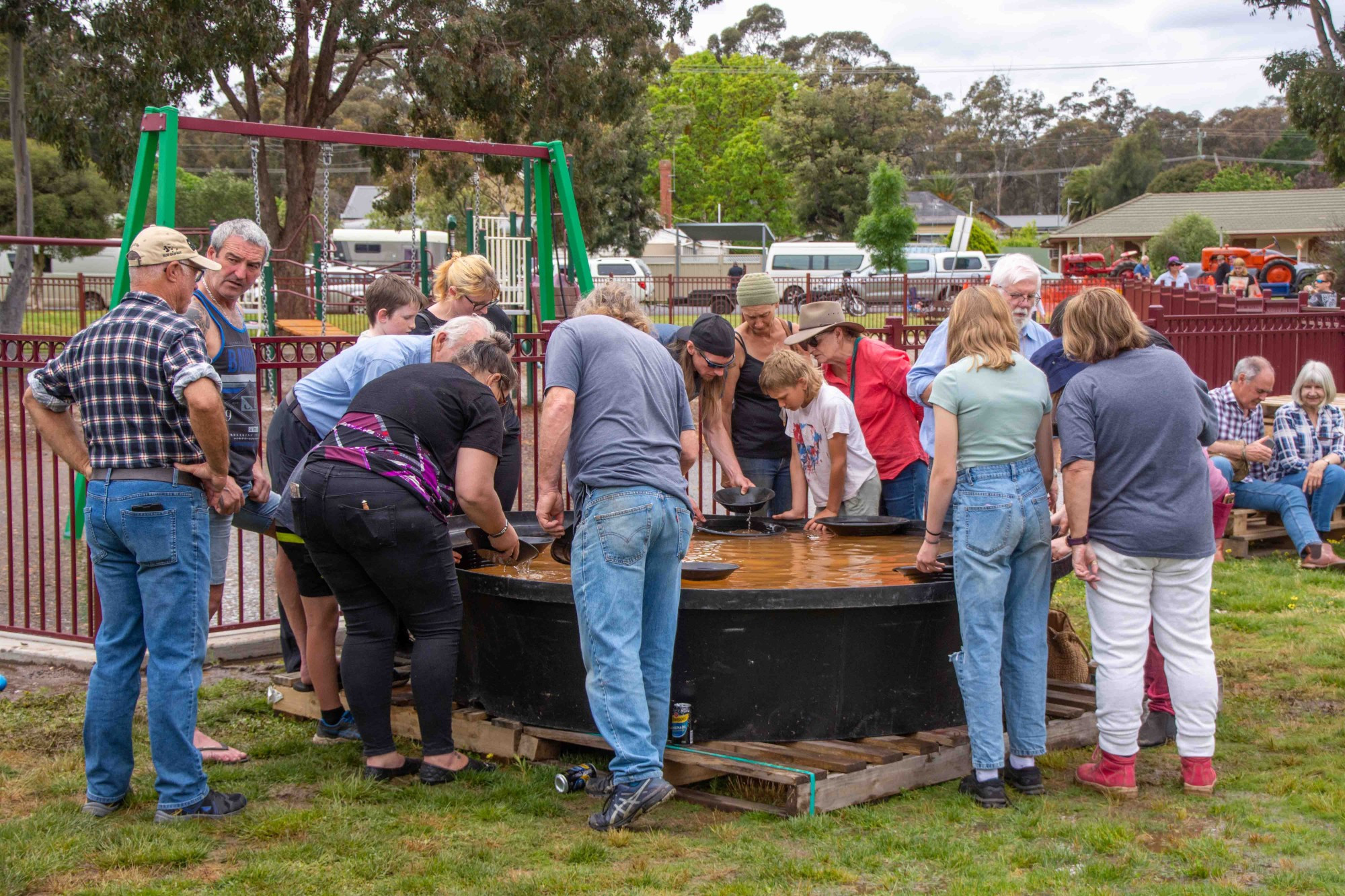 Community News: Gold Rush - feature photo