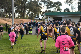 Royal Park say goodbye for the final time, with Talbot footballers and Royal Park netballers lining the field. Photo: 220823 19