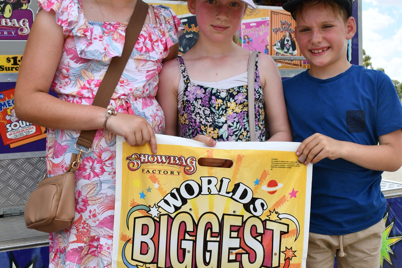 Chelsea, Sophie and Jack Britten made the most of the showbags for sale.
