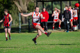 Michael Zelencich sends one forward for Carisbrook.
