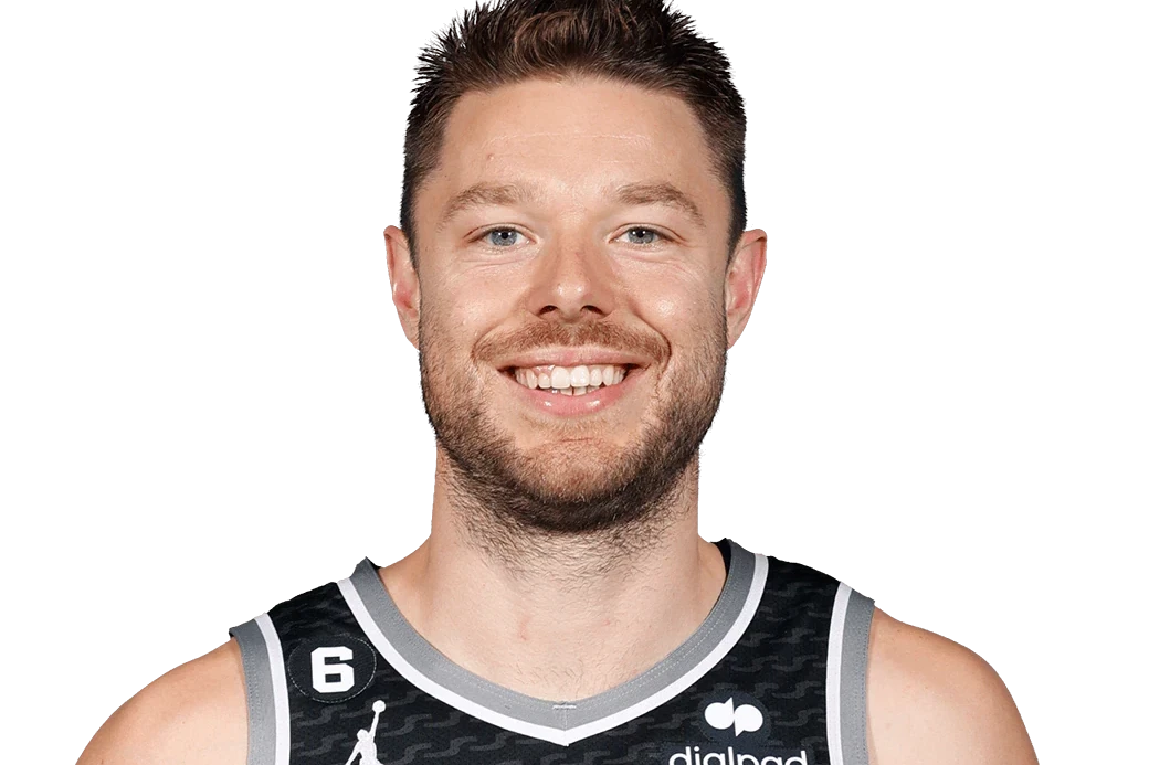 It was a brave fight for Matthew Dellavedova and the Sacramento Kings, who eventually went down in seven games to the Golden State Warriors.