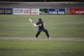Kriss Ellis loads up against Maryborough in what was a fine half-century. Photo: 211223 26 