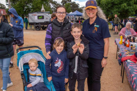Event ambassador and councillor Liesbeth Long with Timor locals Blakely, Aylah, Christopher and Alyce enjoying the festivities. Photo: 41023 05