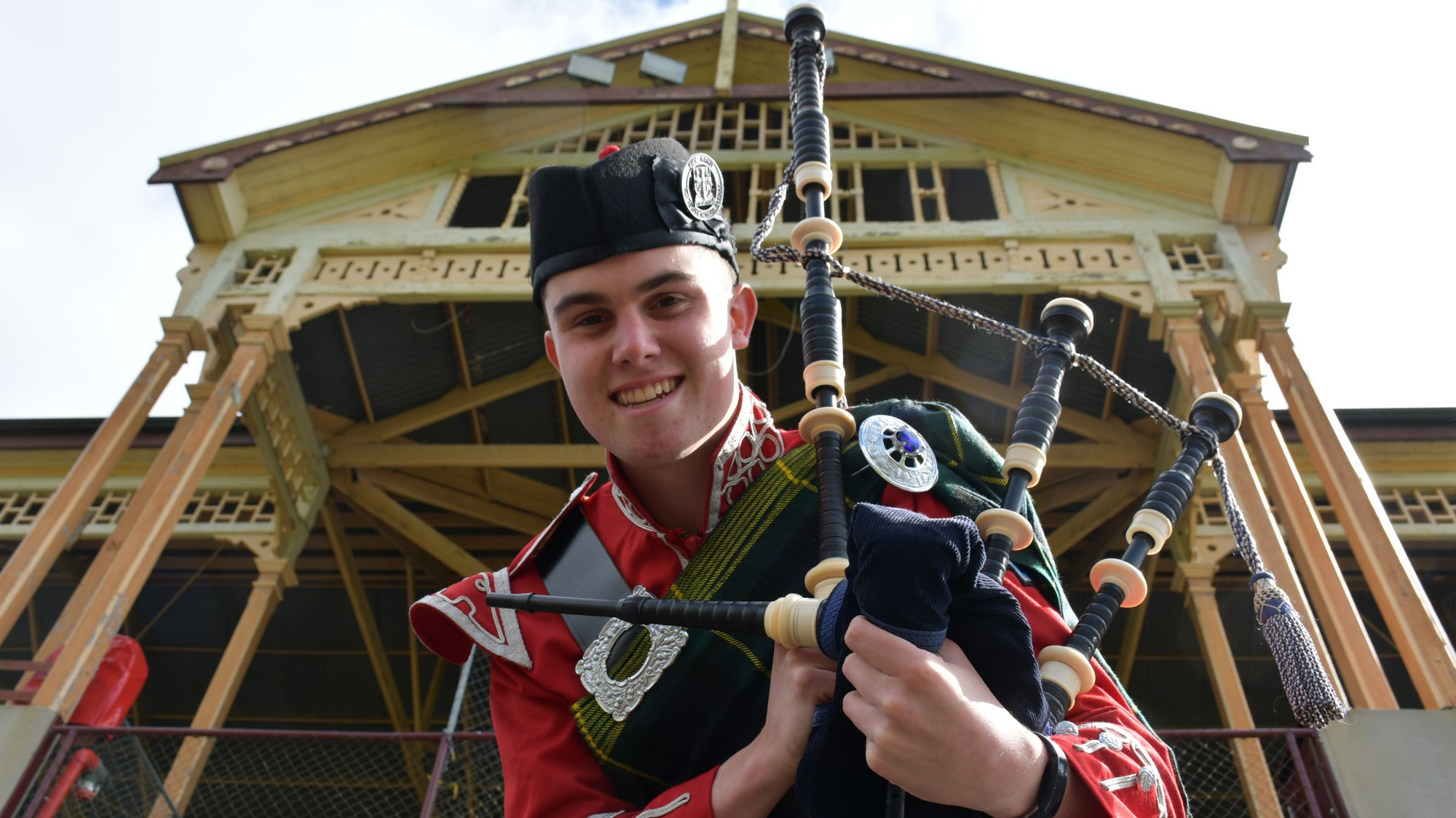 Hamish joined NSW band The Scots School of Albury for the championships.