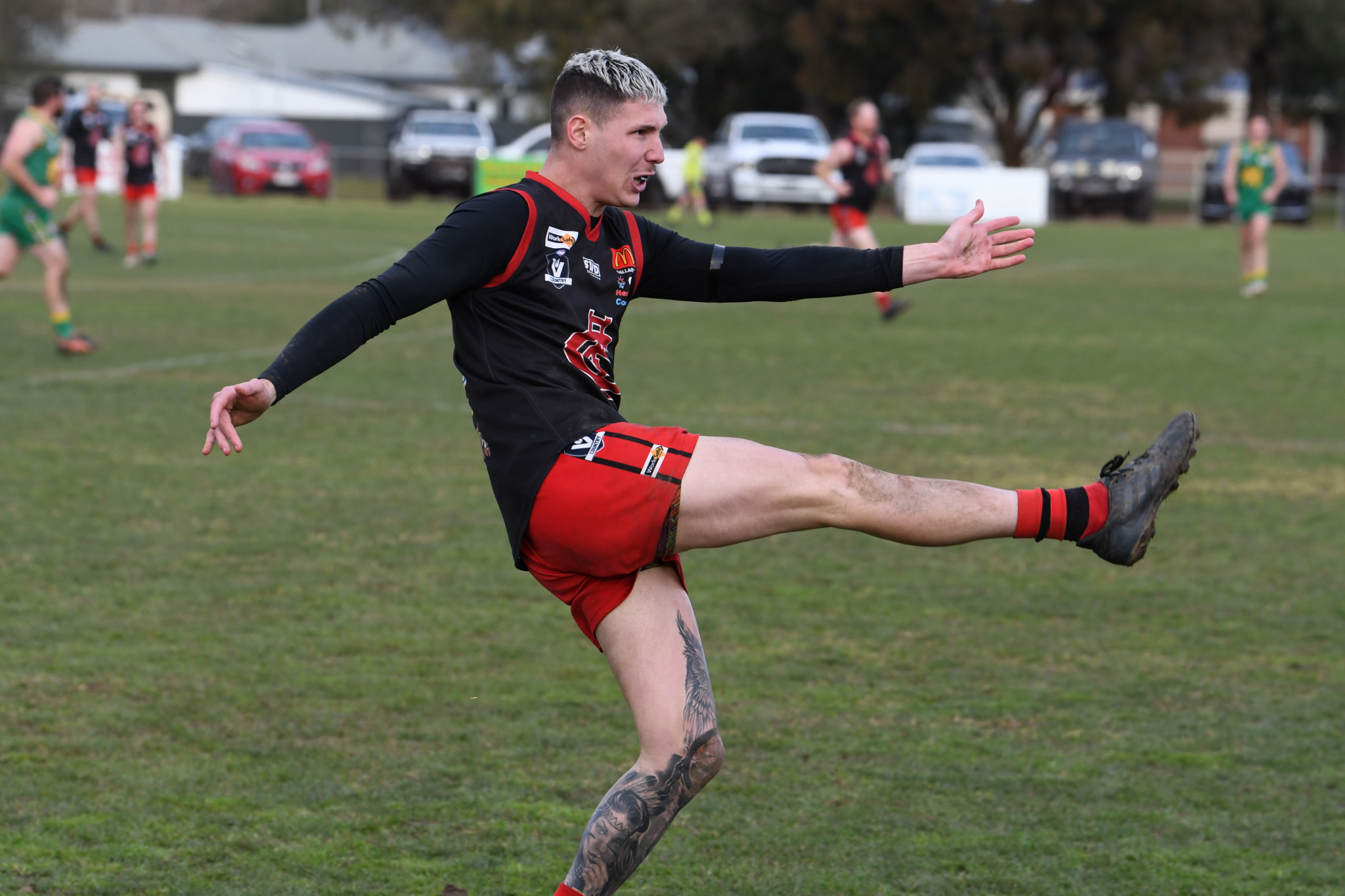 Ricky Pearson goes long down the line for Carisbrook.