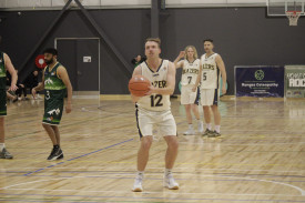 Lachlan Drummond, pictured against Macedon Ranges Rockies, provided solid scoring for the men’s Blazers.
