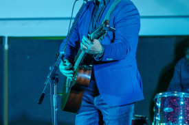 Paul Costa entertains the crowd Saturday night.