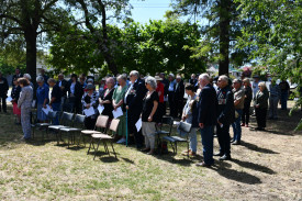 Locals gathered at the Maryborough Soldiers’ Memorial Plot to commemorate Remembrance Day.