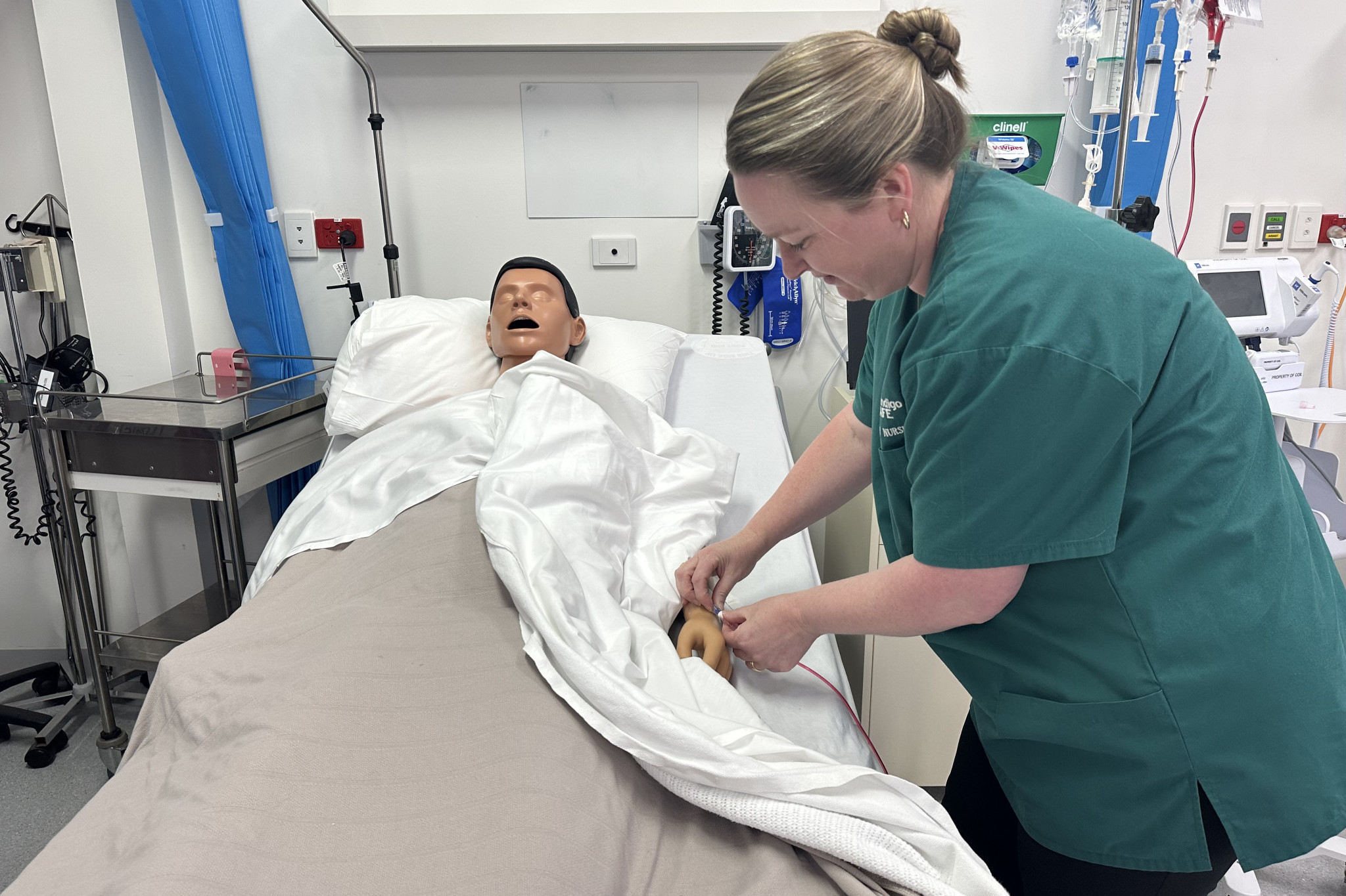 Louise Lovett is learning practical skills through the Diploma of Nursing, delivered by Bendigo TAFE at Maryborough District Health Service.