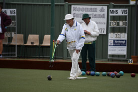 While Dunolly Gold’s game against Highland was ultimately called off, Donald Mortlock still looked to get shots while the game was live.