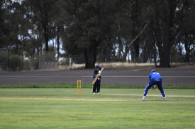 Tom Alexander continued his good form for Beaufort, top-scoring with 42.