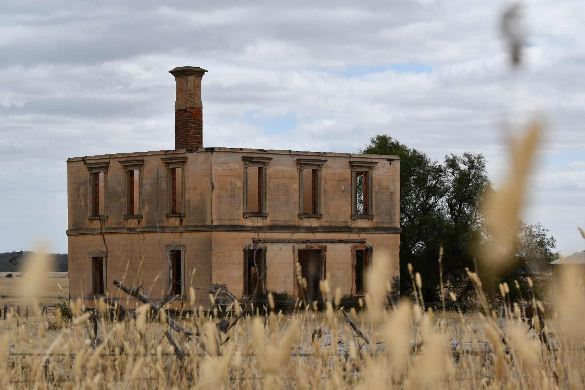 The Phelan homestead, a stark reminder of the fire's destructive power 40 years on.