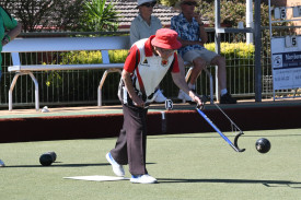 Marlene Gouge bowls for Carisbrook.