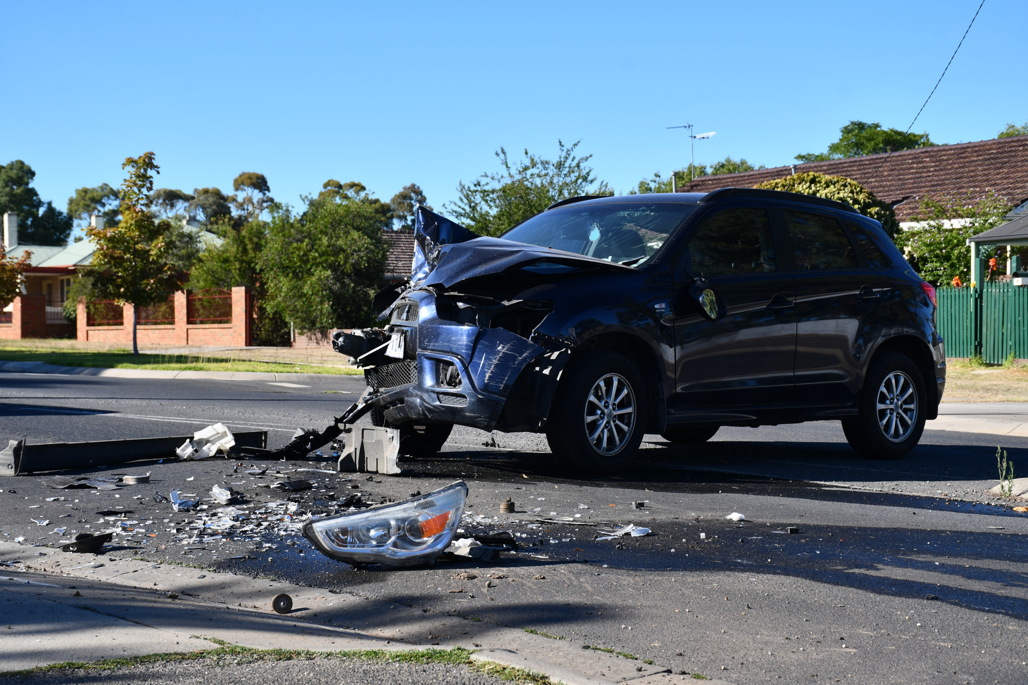 A Mitsubishi ASX received some severe damage due to the crash, with the collision forcing motorists to detour off Majorca Road outbound to Golden Point.