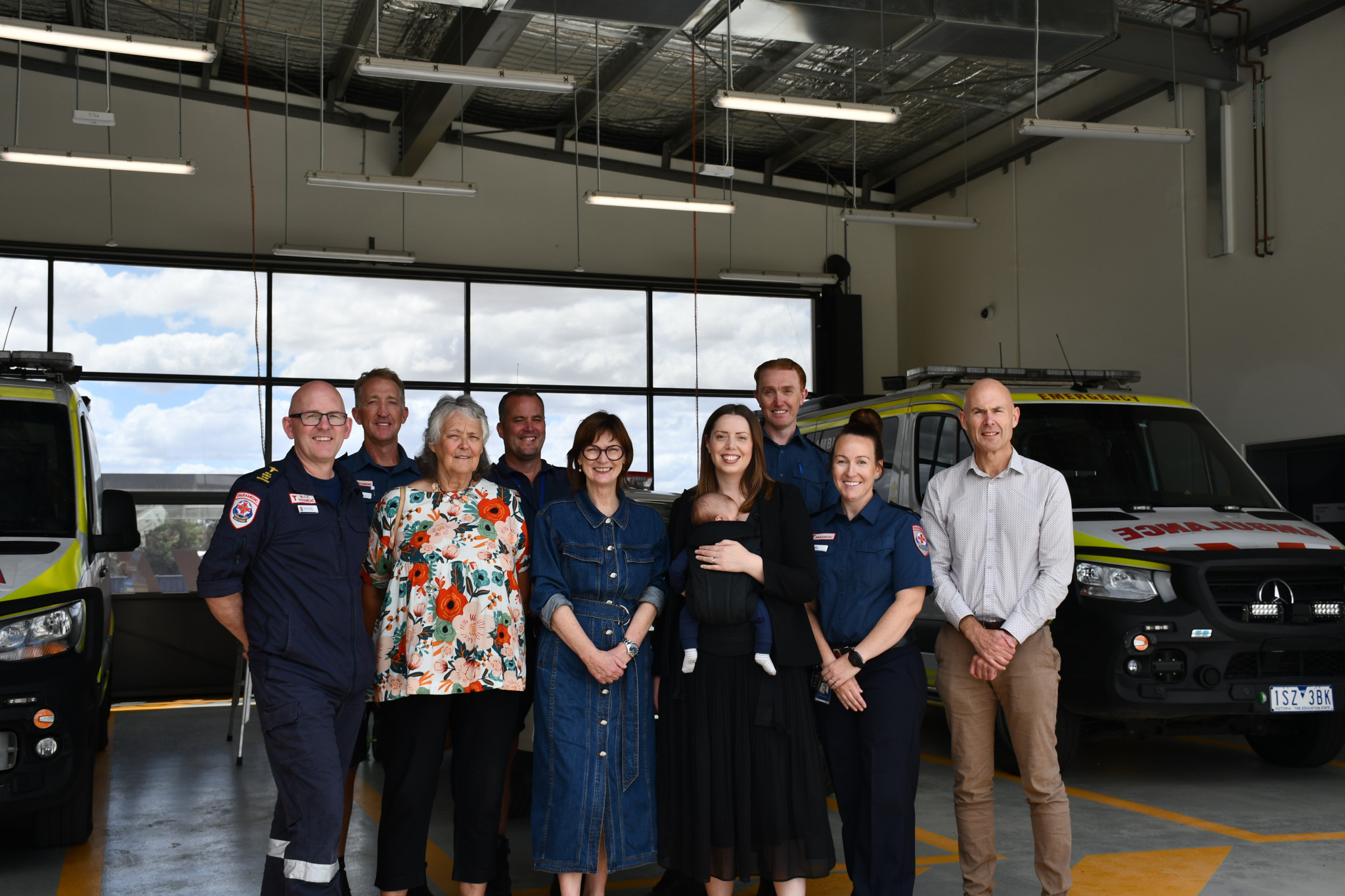 Minister for Ambulance Services Mary-Anne Thomas (centre), Member for Ripon Martha Haylett (fourth from right) and Ambulance Victoria Intrem CEO Andrew Crisp (far right) met with local paramedics and community members at the new facilites.