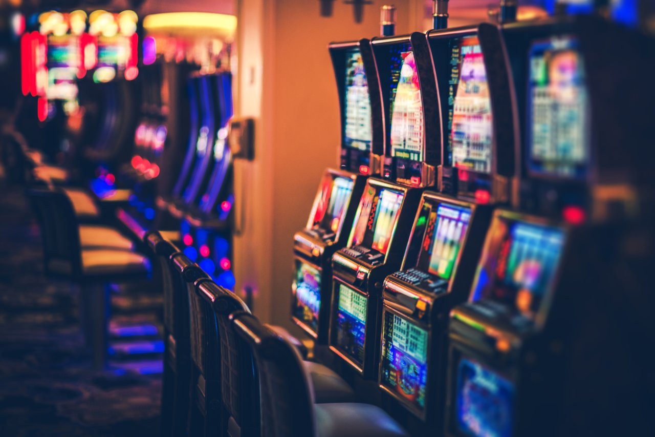 Local pokies losses come to $23,000 a day - feature photo