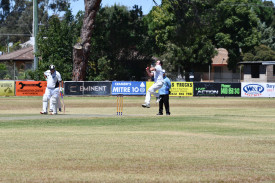 Sam Bartlett looking to make a difference with the ball for Laanecoorie Dunolly.