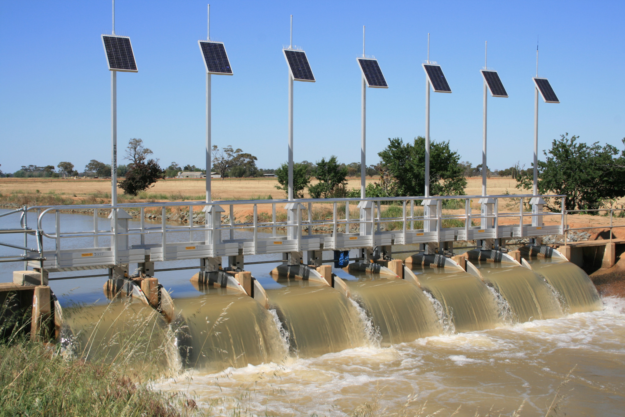 Water storages in Cairn Curran, Laanecoorie and Tullaroop have seen inflows four to six percent of their usual inflows.