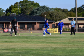 Dan McGregor looking to bowl Colts Phelans back into the game late.
