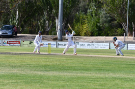 Liam Hurse trying to bat Carisbrook to A grade glory.