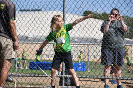 Edwin Hooper lines one up in the discus.
