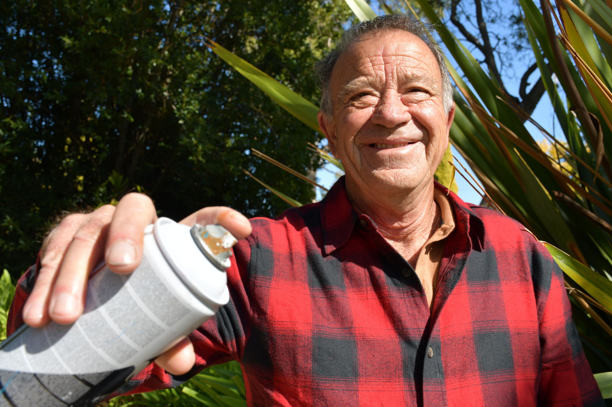 Ross Currie, otherwise known as ‘Cuzz’, has been creating roadside art for over a decade but his time in Dunolly shows a new side to his work. Taking to roadside power poles with cans of spray paint, Ross has crafted colourful depictions of the natural landscape.