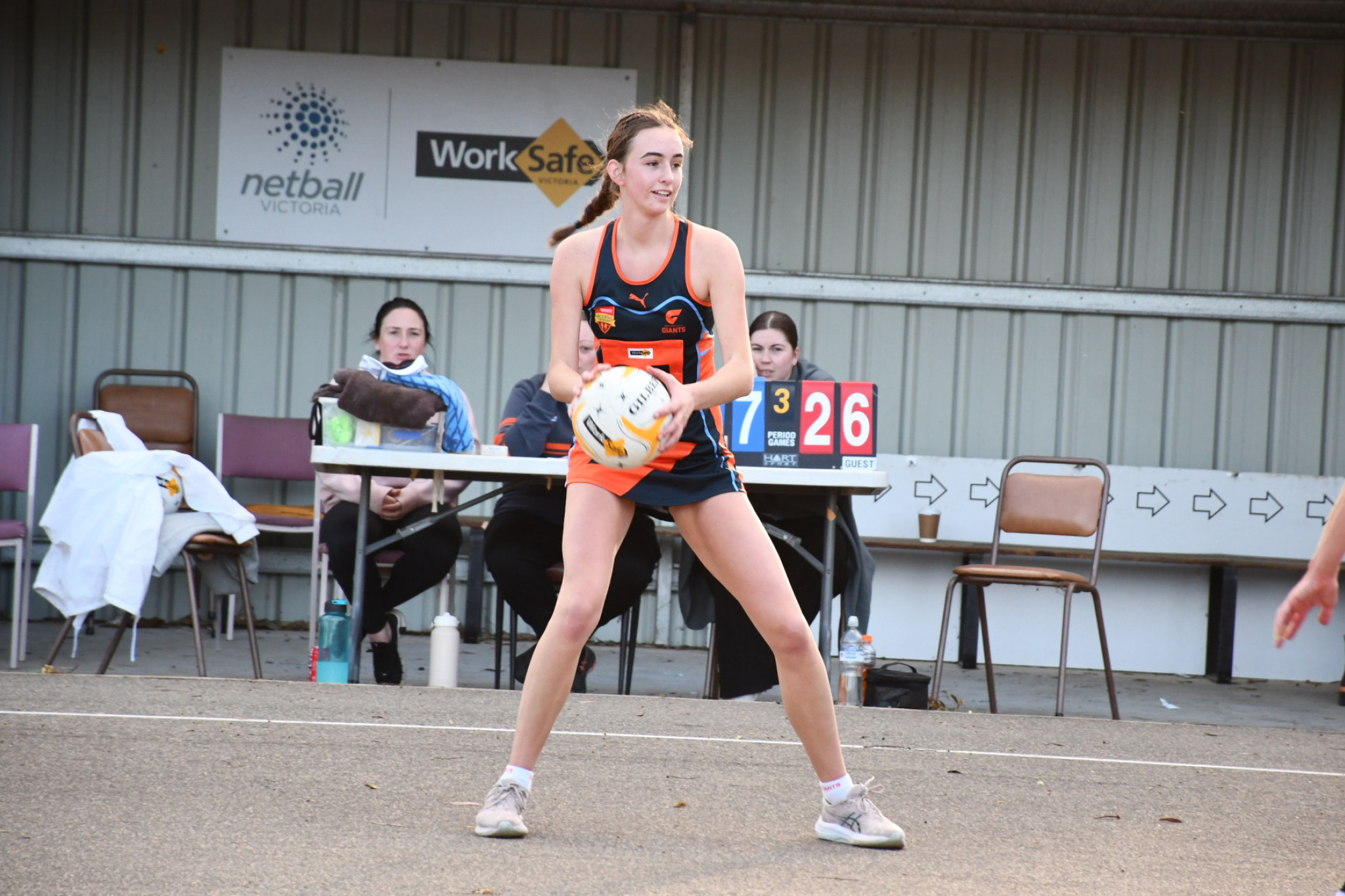 Ruby Saunder brings the ball up for the Maryborough Giants.