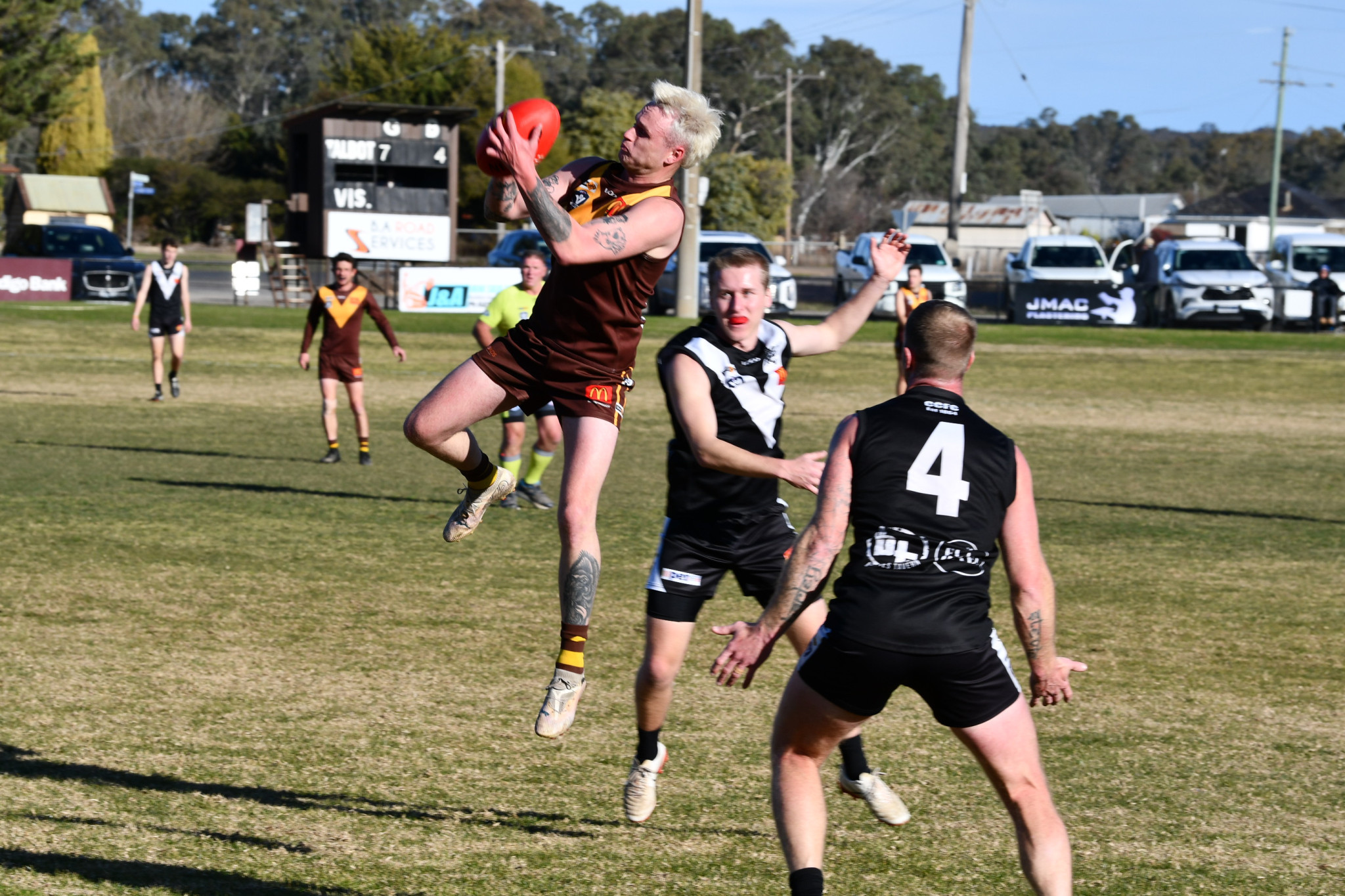Lachlan Hind takes a brilliant intercept mark in Talbot’s 157-point win over Campbells Creek.