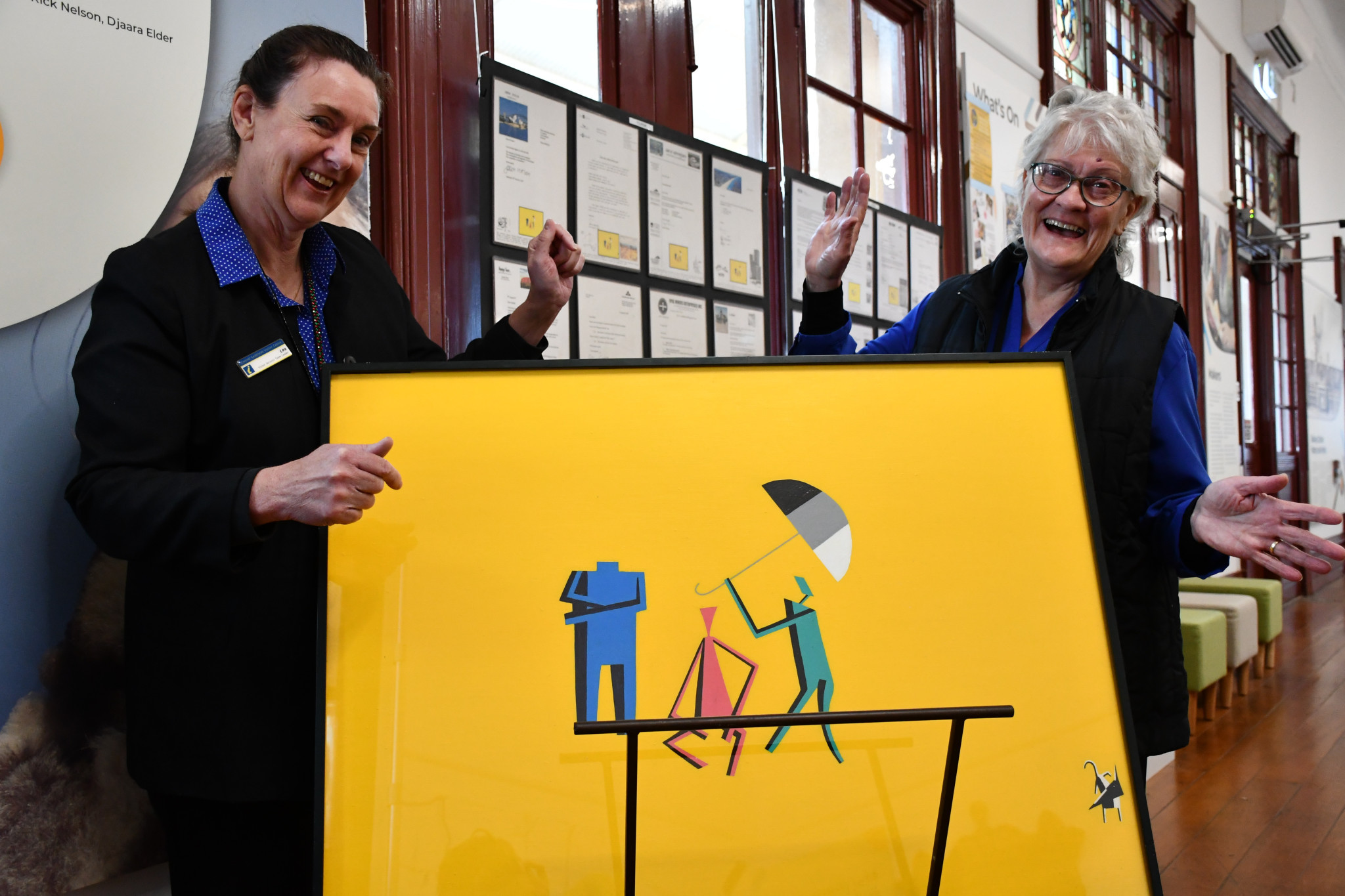 Lee Duffin and Sharyne Gottwald encourage everyone to take part in the fun and make social history. 080725 03