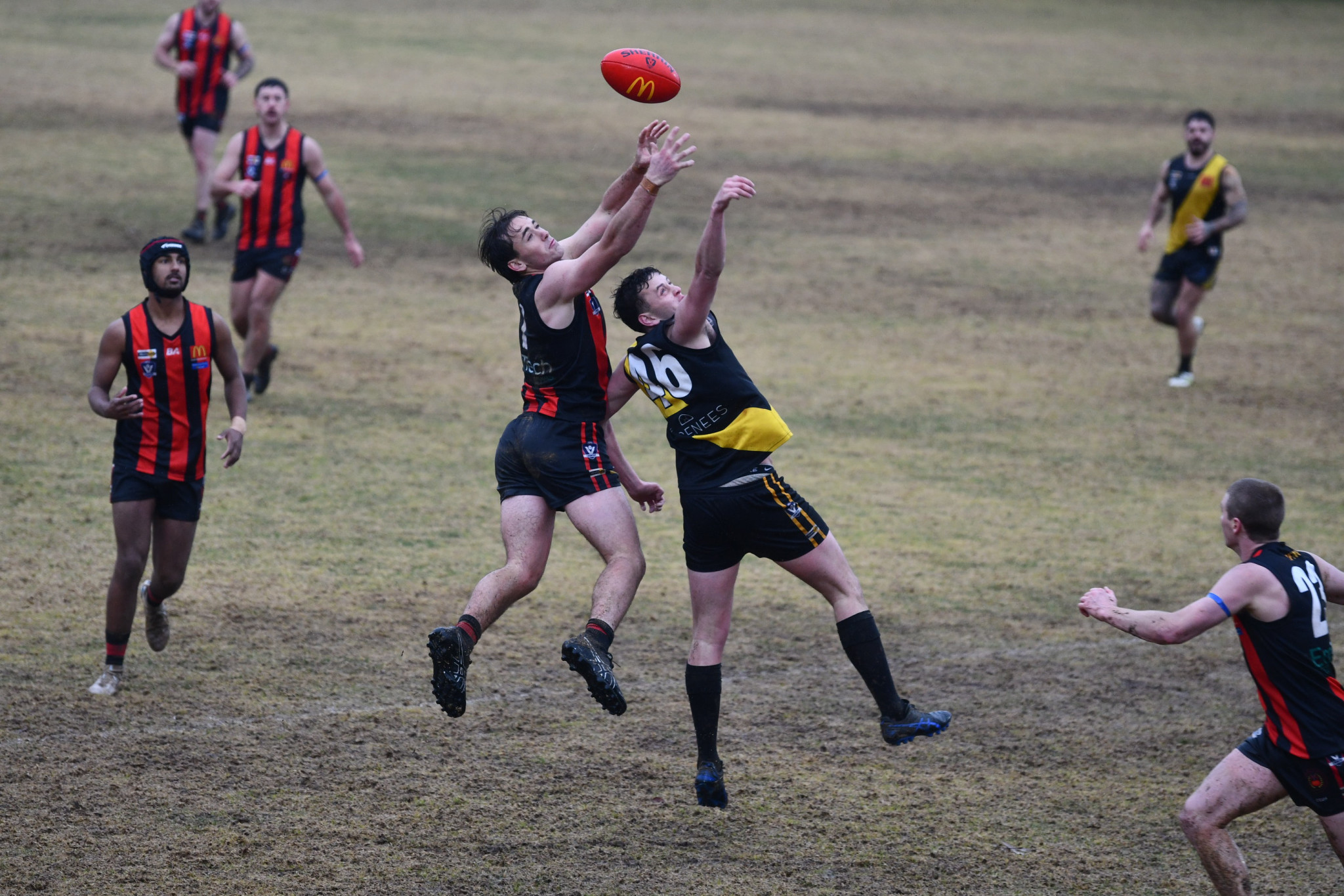 Wet and slippery conditions were the theme of the MCDFNL last weekend. Callum Buchanan’s Maldon were the main beneficiary, moving into the top eight after a win over Jackson Kurzman’s Lexton.