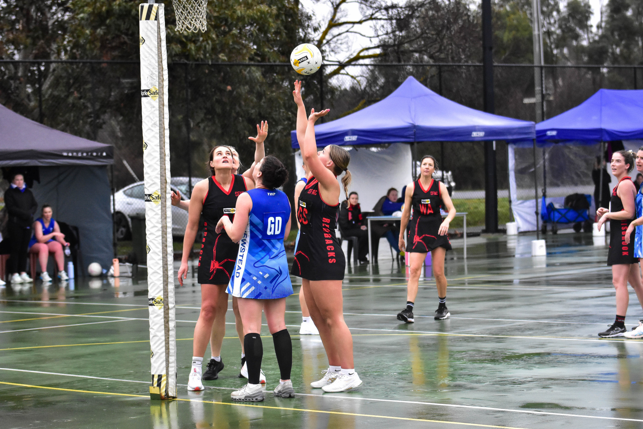 Abbey Nalder shoots for Carisbrook in their strong win over Newstead.