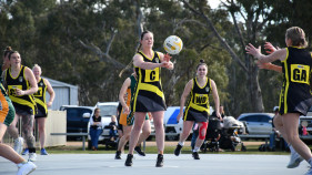 Lexton power home against Navarre by 14 goals