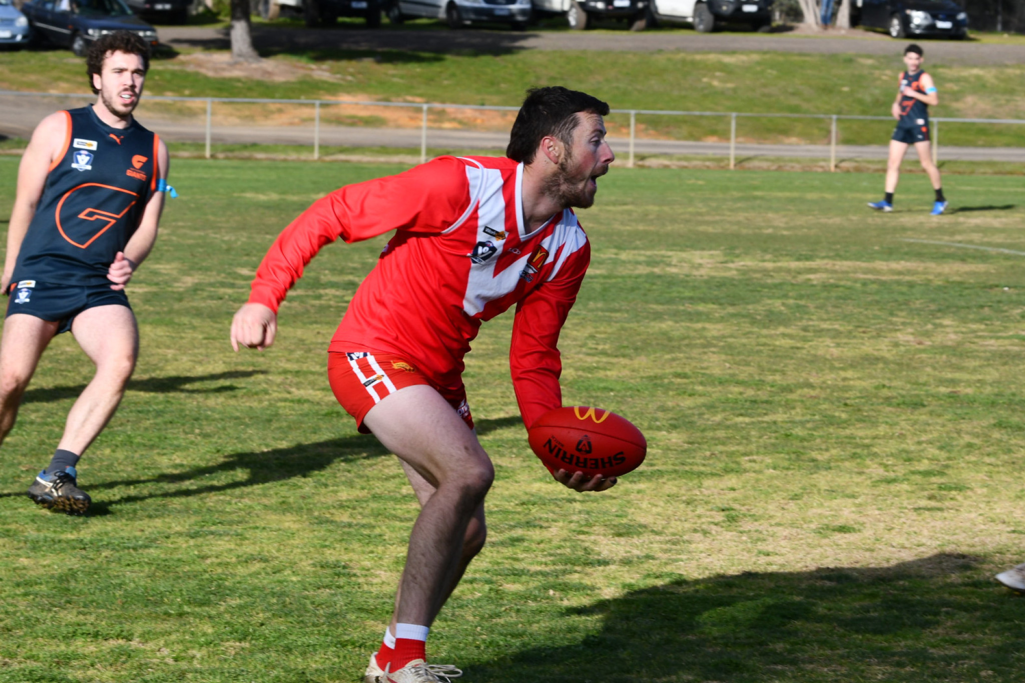 Zac Polinelli eyes a handball for Natte Bealiba in last weekend’s victory at Hedges Oval.