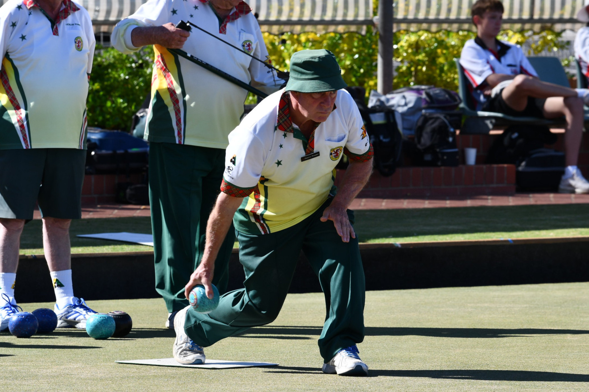 Dennis Prosser’s Highland White battled hard, but couldn’t stop Highland Black from taking the top spot in division two.