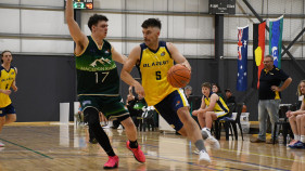 Macedon Ranges overcome early Blazers rally