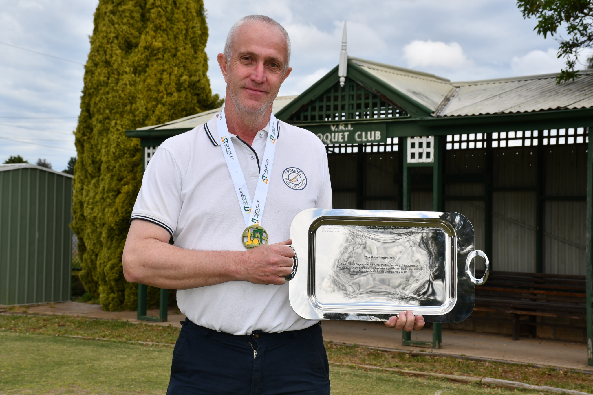 Maryborough VRI Croquet Club captain Colin Clark with the Major Tingey Tray he won at the Australian Association Croquet President’s Eights competition.
