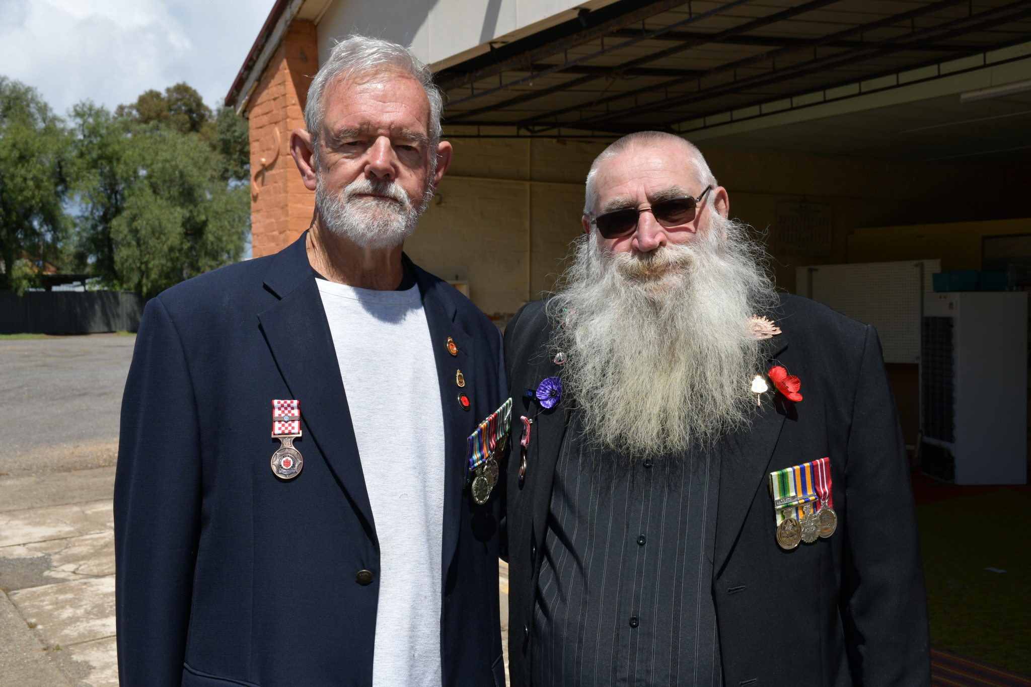 Talbot RSL’s Jim Dewar and Skip Lynch paused to reflect on their own service, as well as that of their forefathers. 141125 12