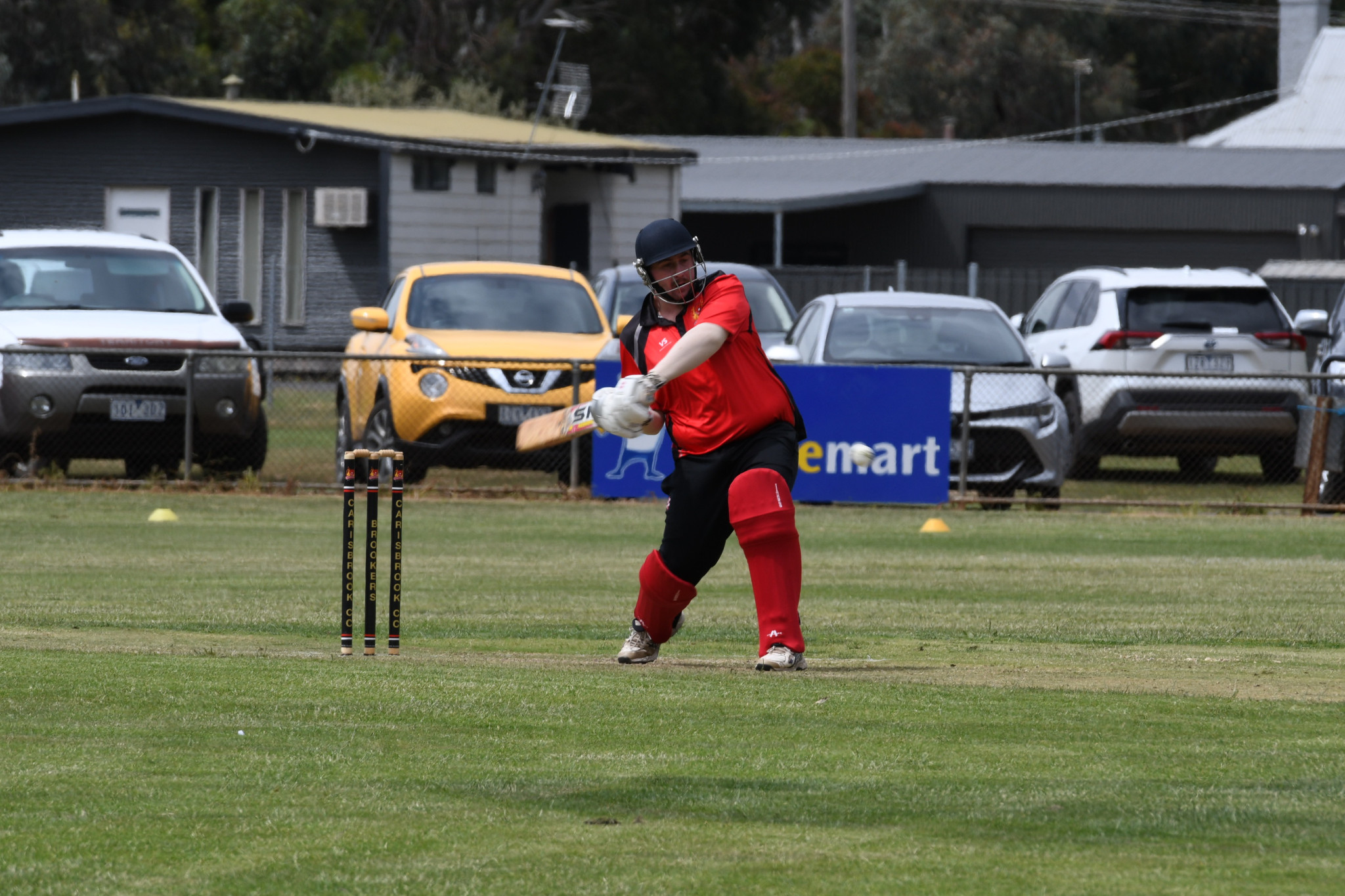 Liam Mottram adding some critical late runs for Carisbrook in their vital home win over Beaufort.