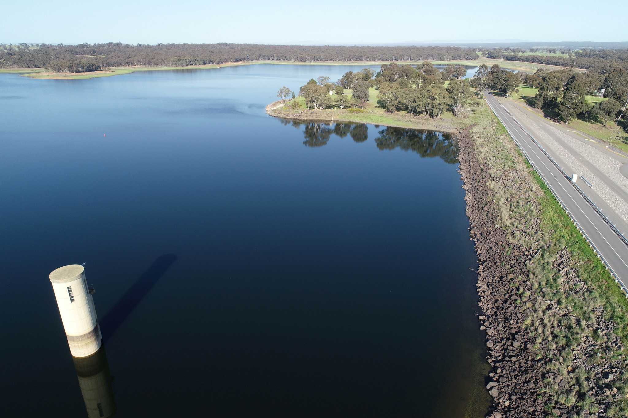 According to Goulburn-Murray Water, blue-green algae warnings across many local water storages are due to ideal conditions.